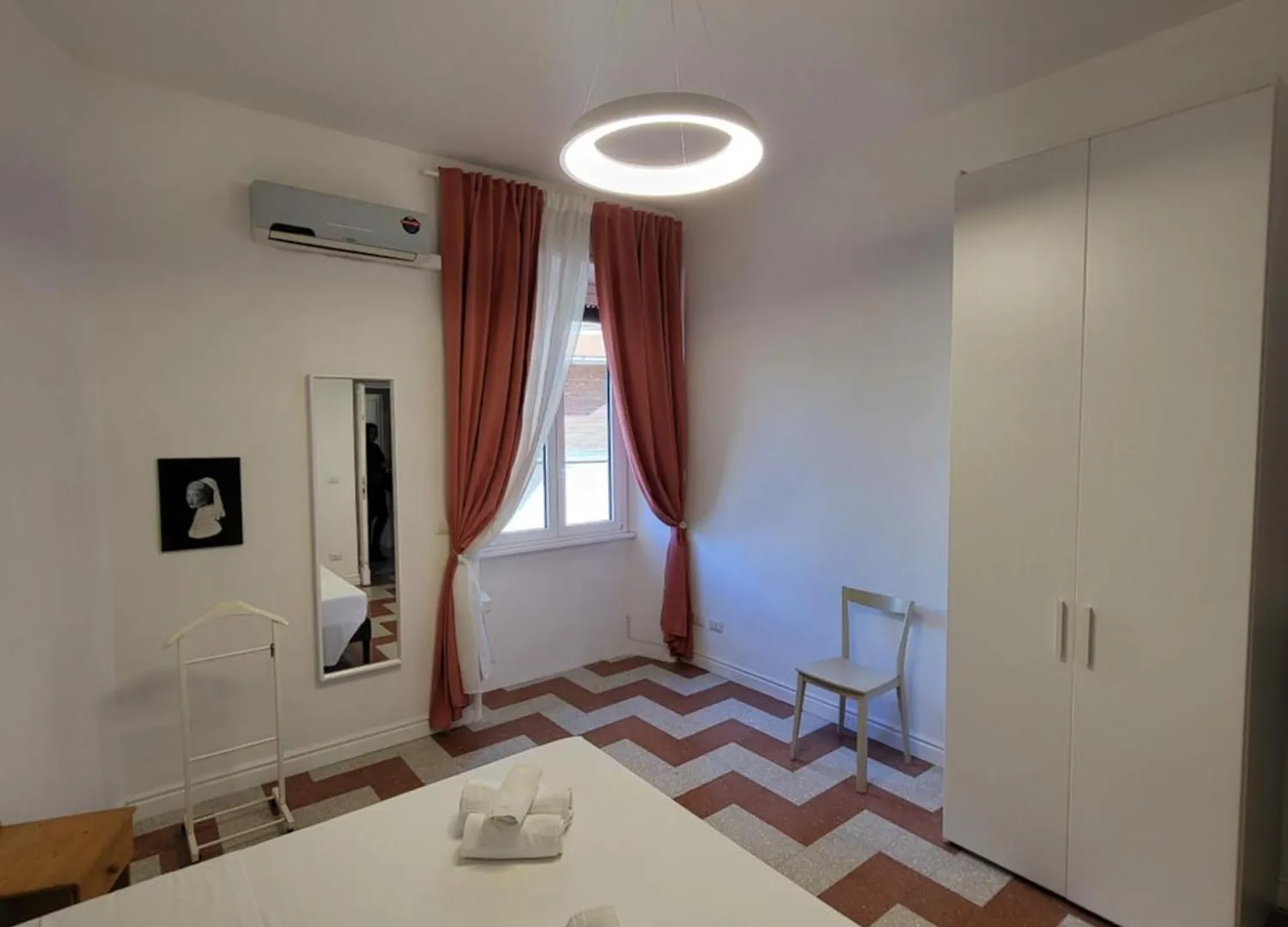 Apartment Dream House Re Di Roma - 50Mt To Metro Station, Central Position, 4Pax, 2Bdr