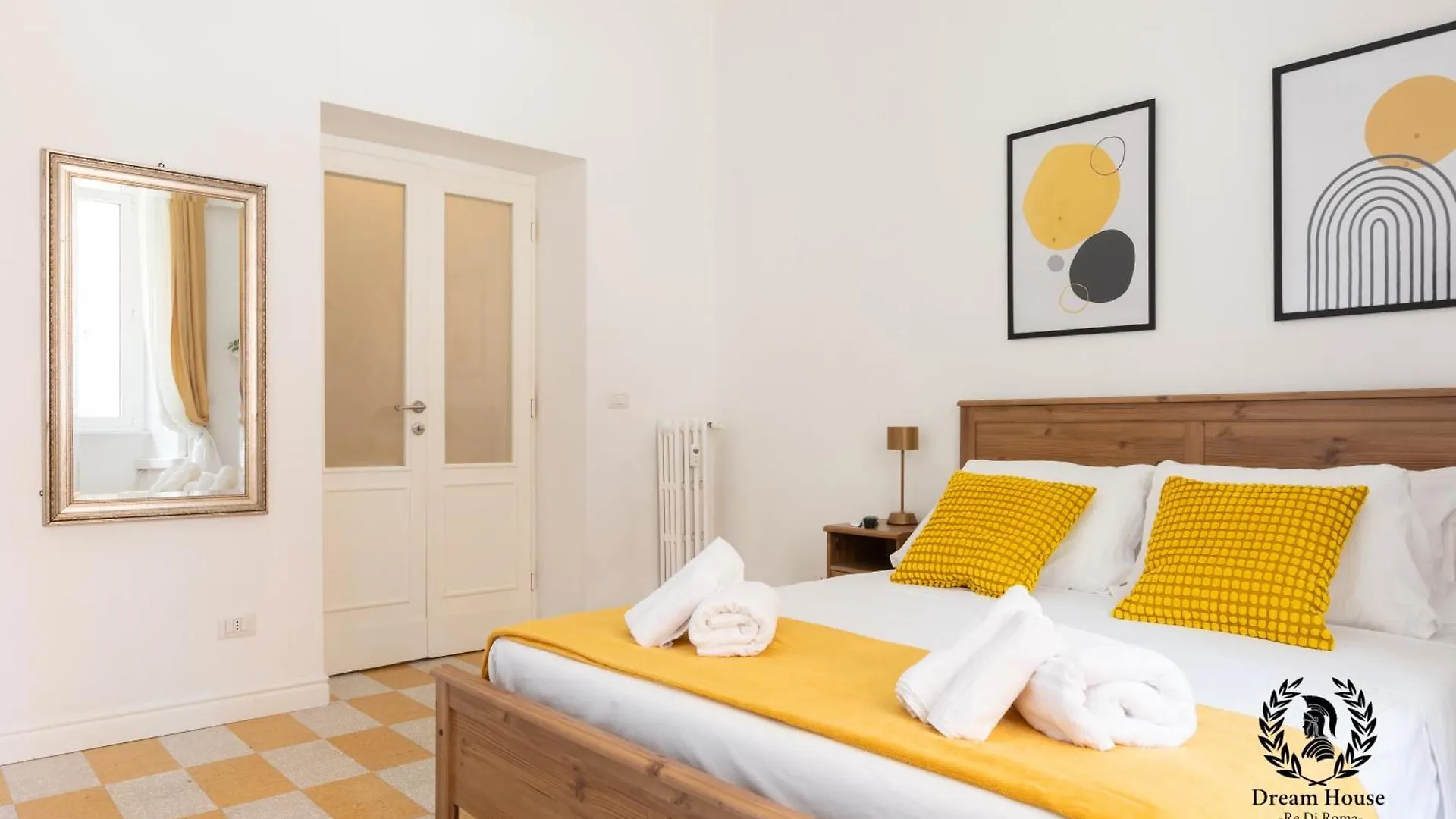 Dream House Re Di Roma - 50Mt To Metro Station, Central Position, 4Pax, 2Bdr Rome