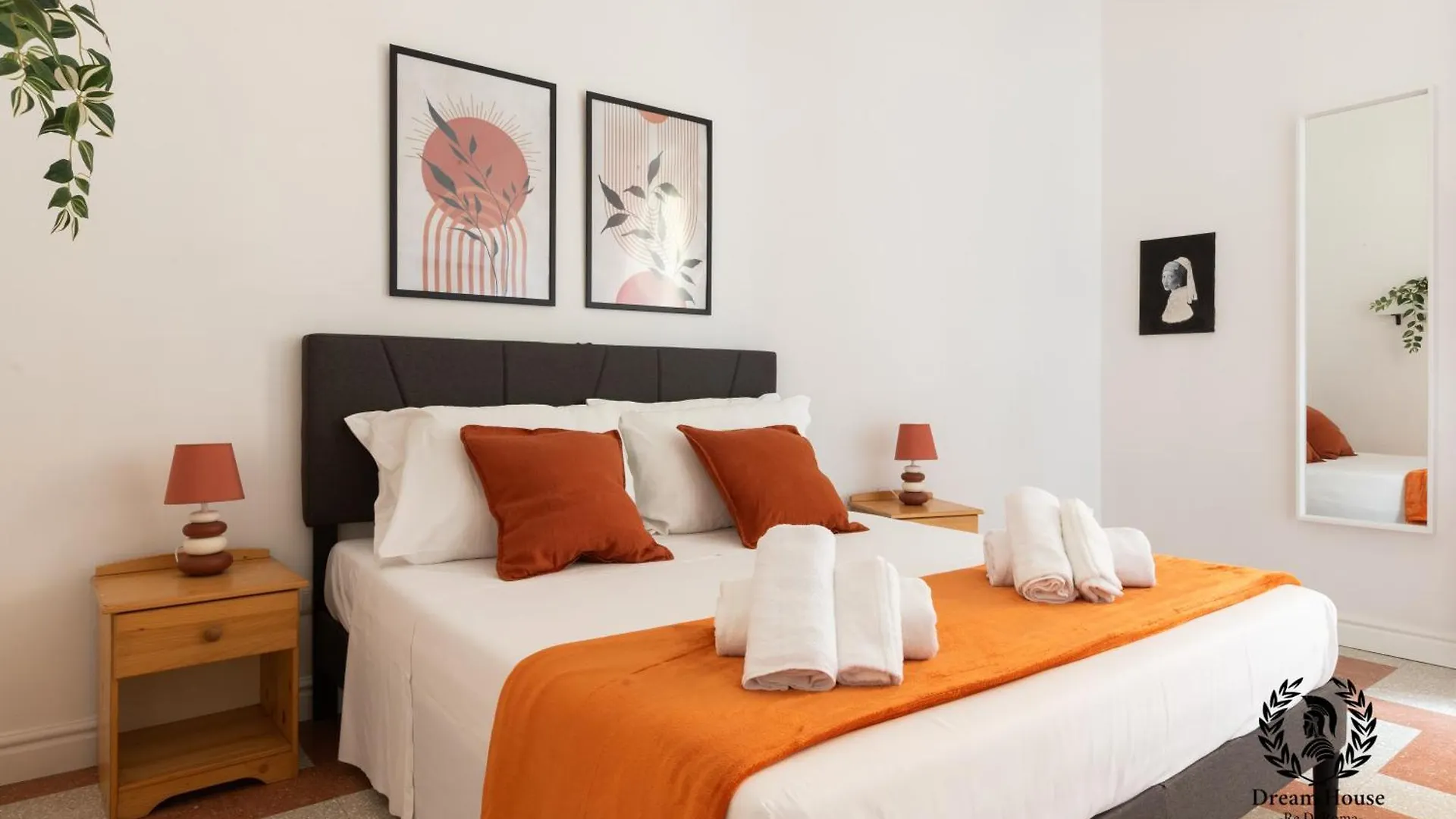 Dream House Re Di Roma - 50Mt To Metro Station, Central Position, 4Pax, 2Bdr Apartment Rome