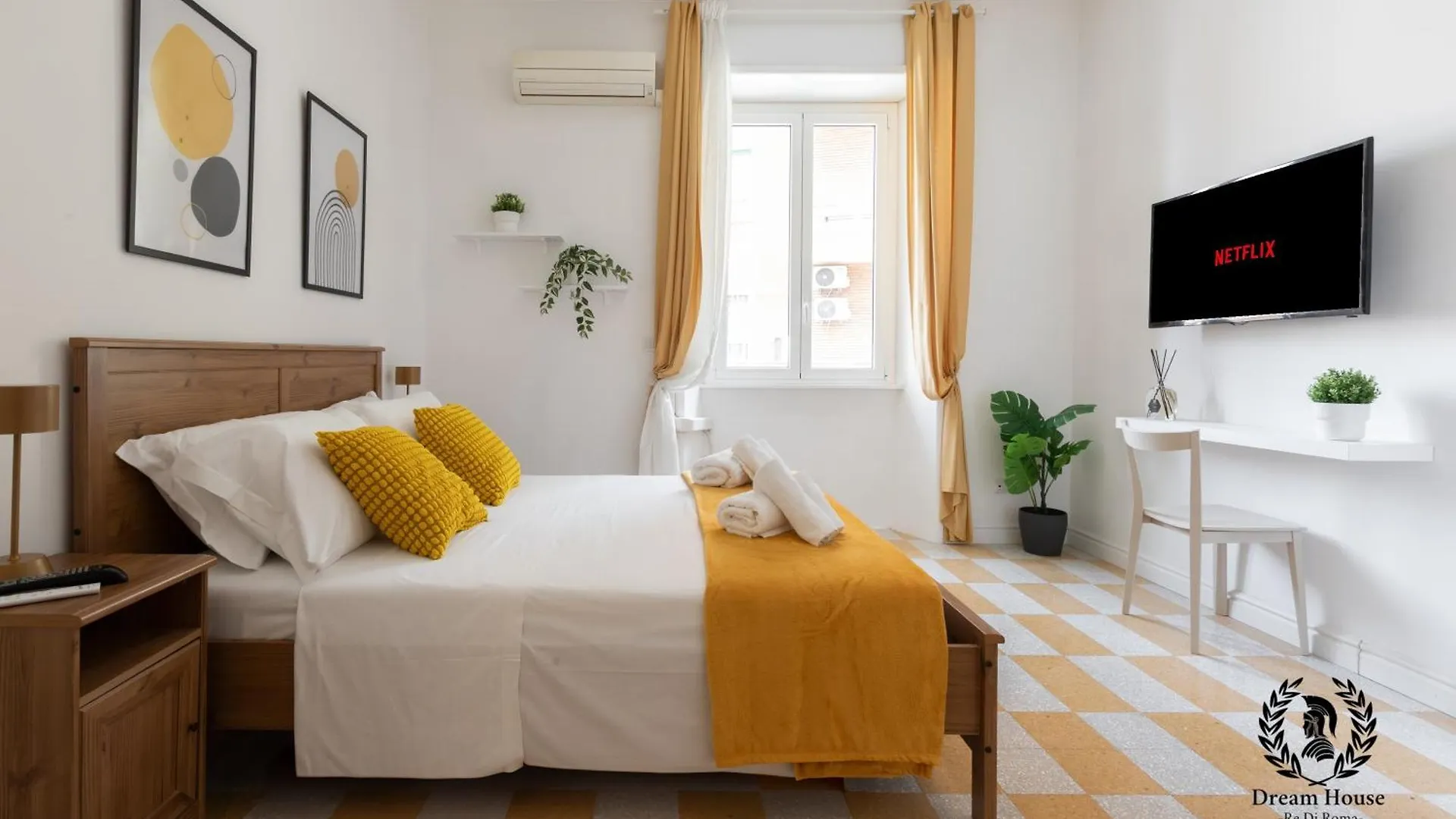 Dream House Re Di Roma - 50Mt To Metro Station, Central Position, 4Pax, 2Bdr