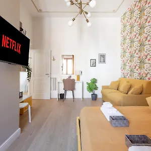 Gemma House - 100mt To Metro Station, 2 En-suite Bathrooms Roma