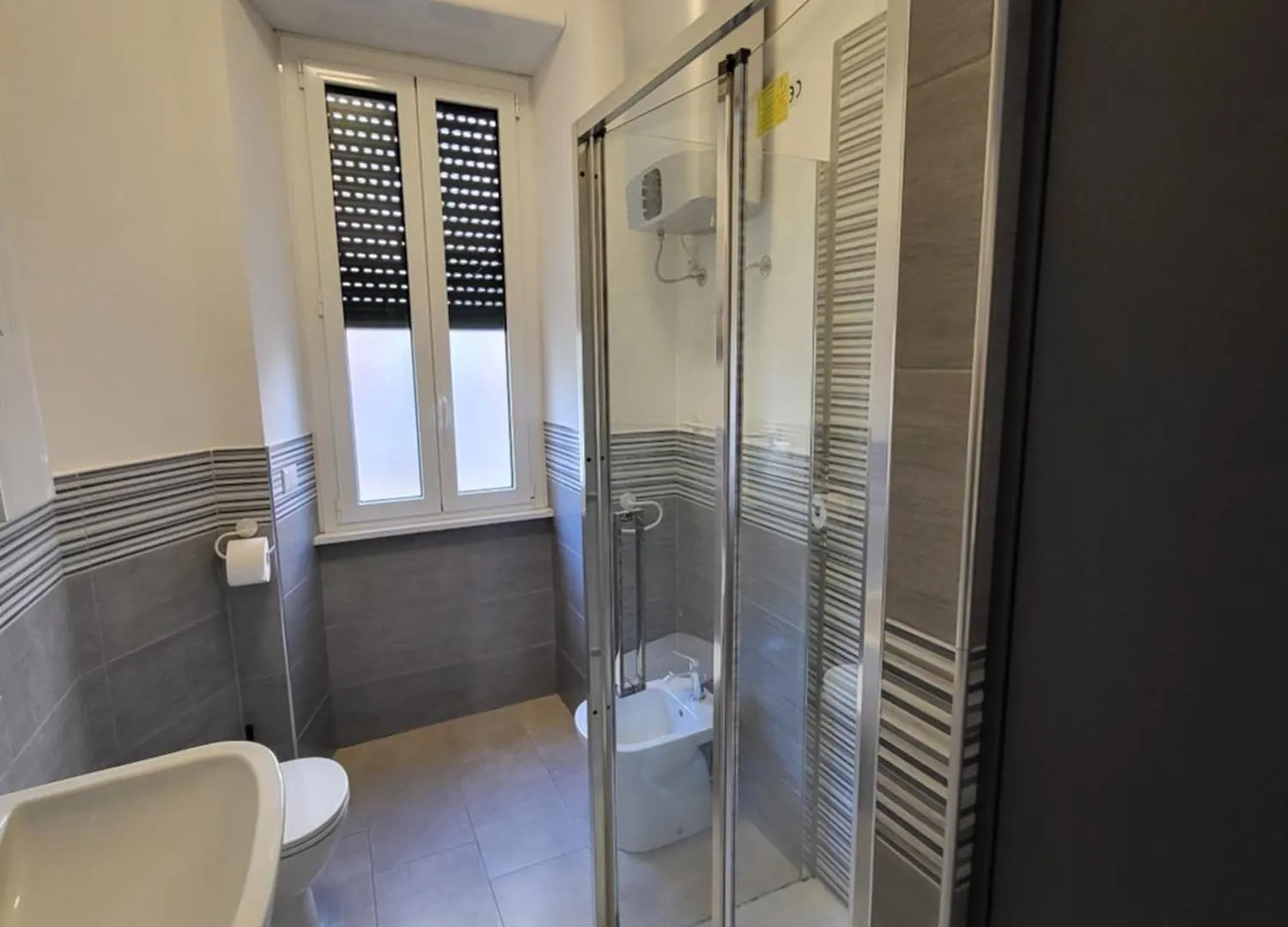 Dream House Re Di Roma - 50Mt To Metro Station, Central Position, 4Pax, 2Bdr Italy